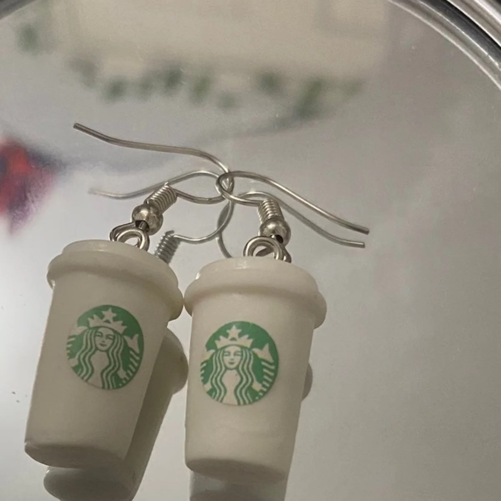 fun earrings - Picture 7 of 8